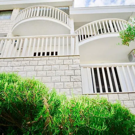 Mar Y Amore Apartment Seget Vranjica